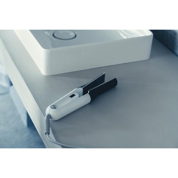 カドークオーラ ヘアアイロン  ホワイト BI-G1-WH ［交流（コード）式］ |  | 01