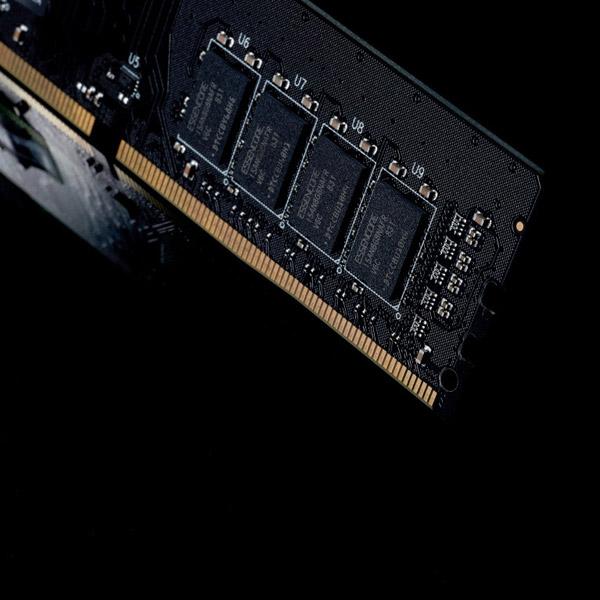 【在庫限り】 ESSENCORE IM48GU88N26-GIIHO (288pin/DDR4-2666/8GB) 【864】 [振込不可] |  | 05