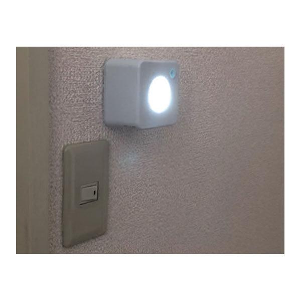 リーベックス センサーライト やさしく光る角型  ホワイト SL102 ［白色 /乾電池式］ |  | 03