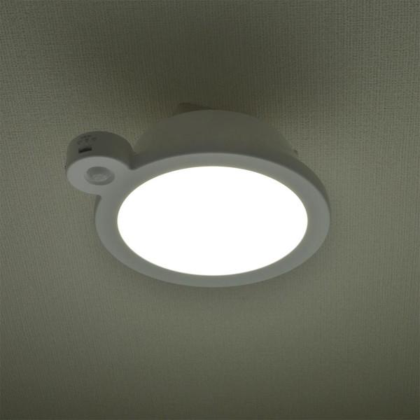 オーム電機 LEDミニシーリングライトセンサー付き40形620ルーメン昼光色   LE-Y6DG-W-PIR ［昼光色 /リモコン無 /電気工事不要］ | OHM | 01