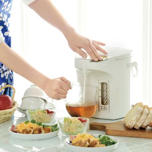 ピーコック 電動給湯ポット WMJ-30-W ホワイト（3.0L） |  | 02