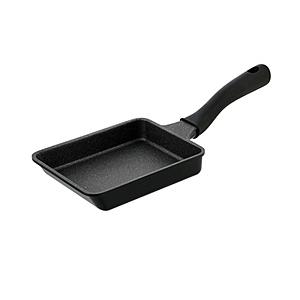 ベストコ 卵焼き器 13×18cm エッグパン ガス火専用 軽量 軽すぎるフライパン  ブラック NM-387 | 