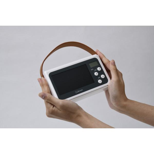 QRIOM 手回し充電テレビ  パールホワイト JYTM-RTV430-PW ［ワイドFM対応 /防滴ラジオ /テレビ/AM/FM］ |  | 06