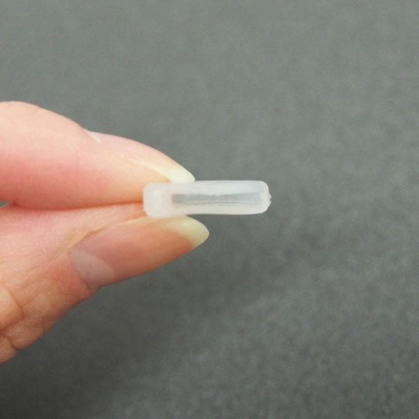 名古屋眼鏡 洗えるメガネの鼻あてキャップ SV-5813（クリア）1ペア入 |  | 04