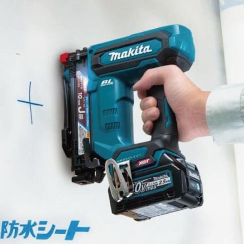 マキタ 充電式タッカ ST001GRDX 40Vmax バッテリBL4025×2本 マキタ 充電式タッカ ST001GRDX 40Vmax バッテリBL4025×2本