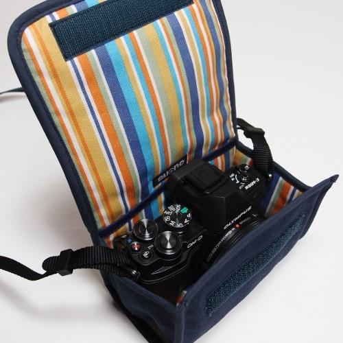 Olympus OM-D E-M10 Mark III カバー付き Olympus E-M10 Mark 3 Series Leather Half Case | Camera Case