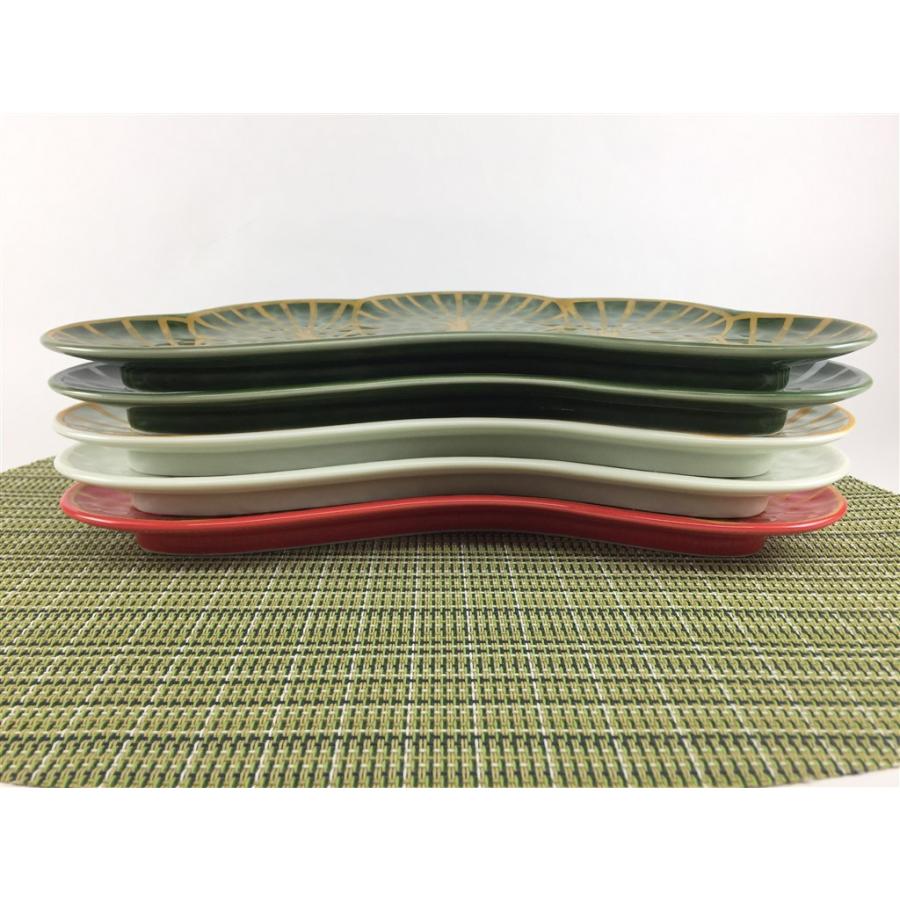 有田焼 幸楽窯 錦金松葉形 前菜皿 25cm お正月 食器 お祝い事 中 有田焼 幸楽窯 錦金松葉形 前菜皿 25cm お正月 食器 お祝い事 中