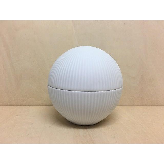 有田焼 李荘窯 白磁鎬ボンボニエール 鎬珠型珍味 White Bomboniere