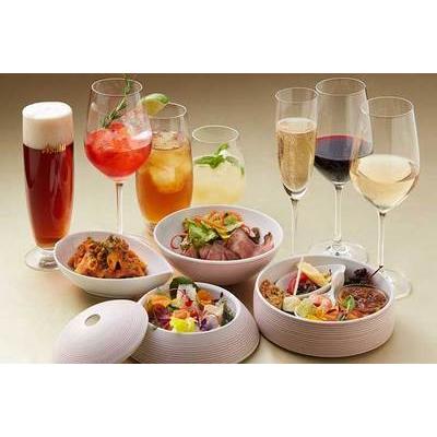 有田焼 李荘窯 玉重 白磁千段 珠型三段重 化粧箱付 16cm 白色 有田焼/李荘窯/珠型三段重/白磁千段/Φ16 X H15.5cm - テーブル