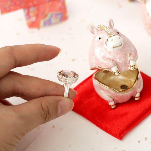 【美品】アクセサリーケース　置物　インテリア　工芸品　美術品　A2938 東京銀座PICALS うま（午）小物入れ おしゃれ アクセサリー 収納