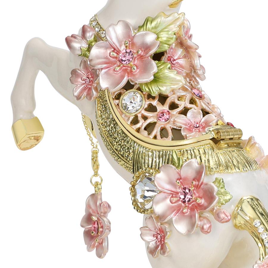 東京銀座PICALS 【正規品】＜桜天馬＞2026年 干支の置物 大きいタイプ