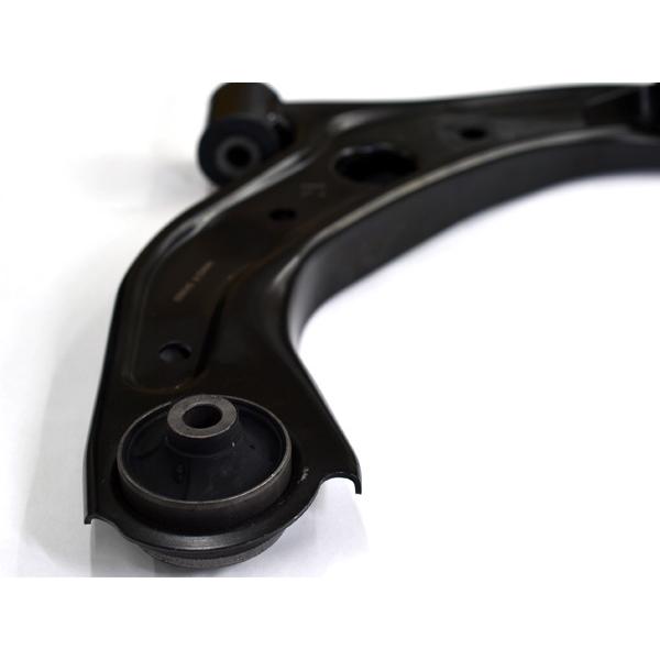 N-BOX カスタム JF4 S07B DOHC PGM-FI フロント ロアアーム 右側 三恵工業 555 SA-H642R H29.09〜R05.09 送料無料の画像