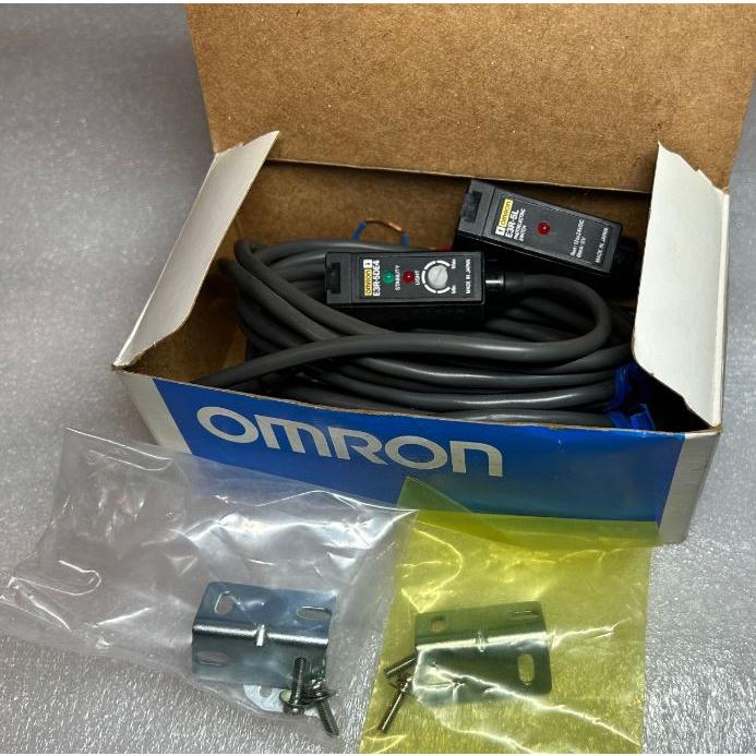 E3R-5E4 Omron ( E3R-5DE4 & E3R-5L ) Photoelectric Switch Sensor オムロン -｜yaesudo-store｜02