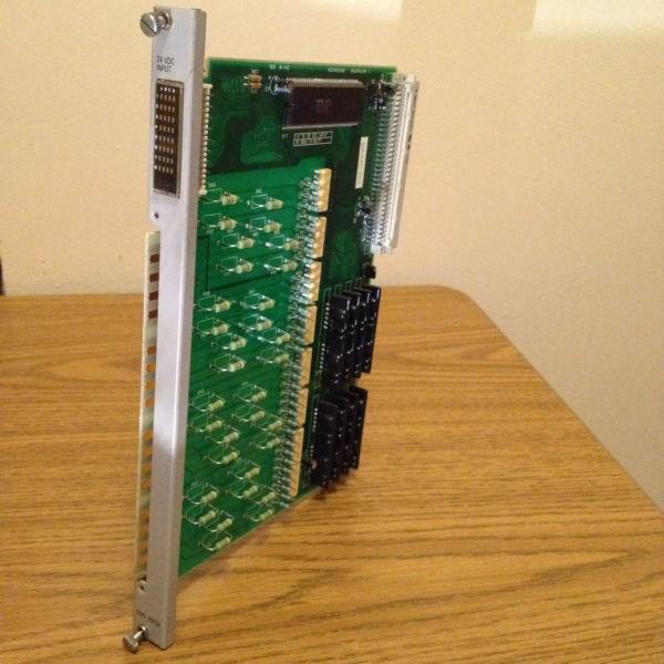 シーメンス SIEMENS TI505 505-4332 24VDC INPUT MODULE