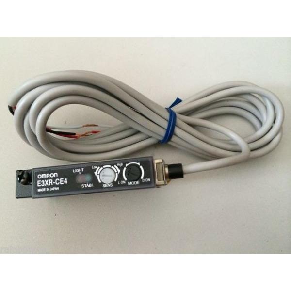 オムロン E3XR-CE4 Omron E3XR CE4 12-24VDC Photoelectric オムロン E3XR-CE4 Omron E3XR CE4 12-24VDC Photoelectric