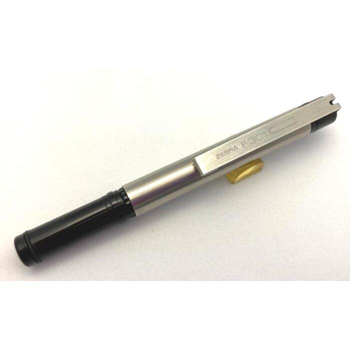ゼブラ/ZEBRA 逆輸入 F-301コンパクトボールペン 0.7 BNZ48-BK-BK : 商