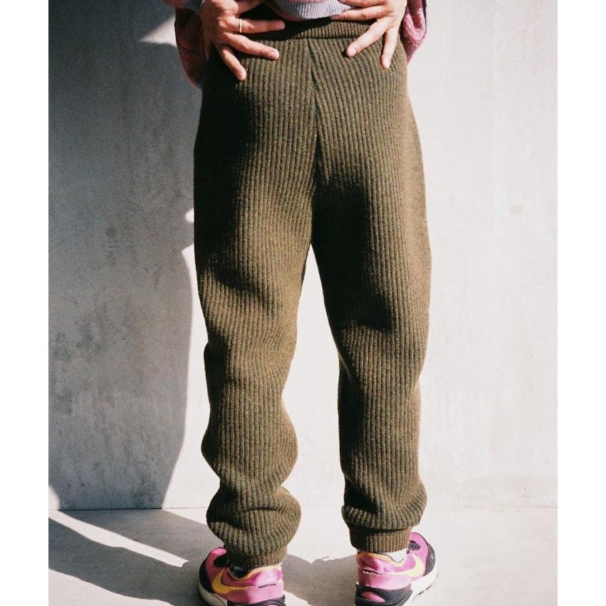 toiro（トイロ） エディターズP.T. A/W 日本製 秋冬 パンツ ズボン