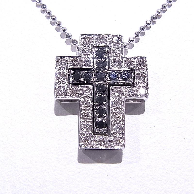 美品】参考価格30万円K18WG ダイヤモンドクロスモチーフネックレス