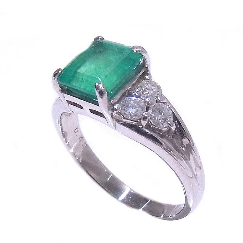 Pt1000　プラチナ　指輪　エメラルド 1.85ct ダイヤモンド 0.42ct　ノーブランド　リング　約12.5号 【中古】【程度A】【美品】の画像
