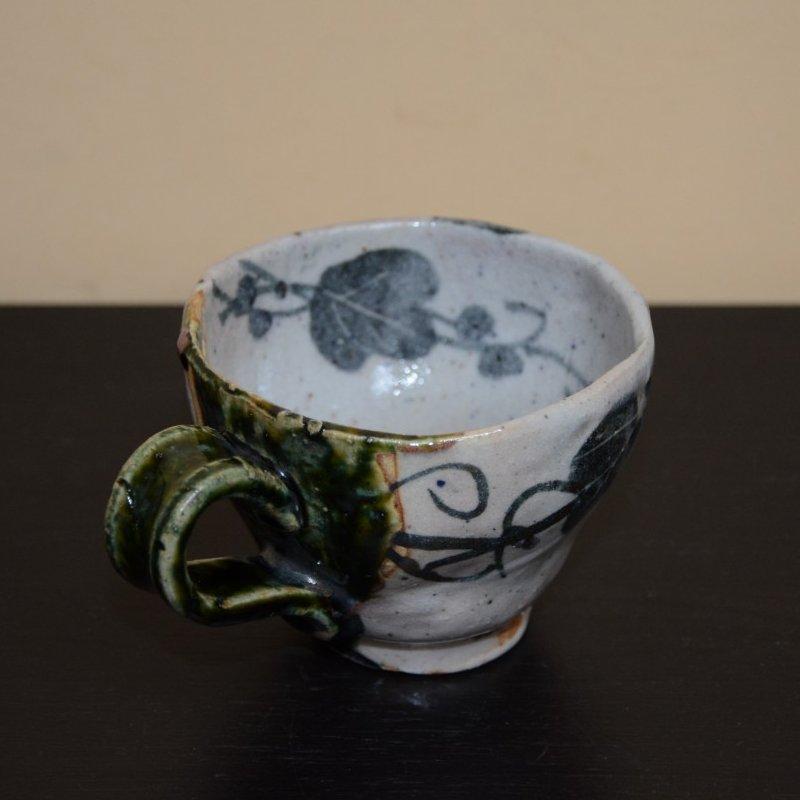 美濃焼 織部ぶどう文マグカップ コーヒーカップ 早蕨窯 佐藤和次 [美術
