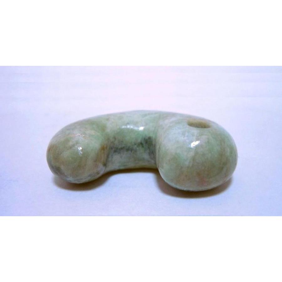ミャンマー産翡翠・緑系 勾玉【大】30mm・12g A : 糸魚川翡翠