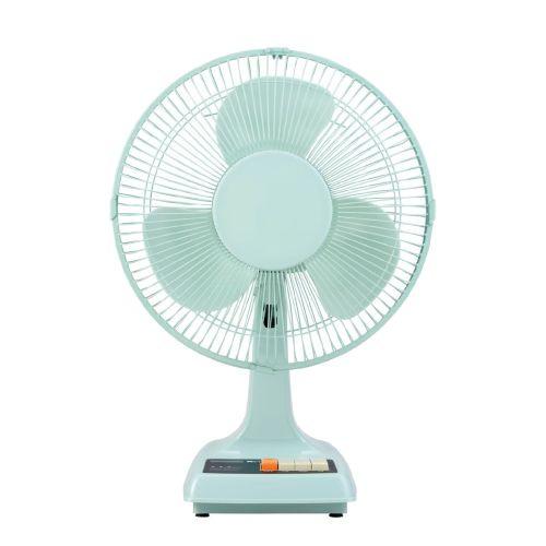 昭和 レトロ扇風機　八欧電機　レトロ、ビンテージ。 焼けつく夏に“昭和の風”を。レトロ扇風機と過ごす贅沢な時間｜雑誌