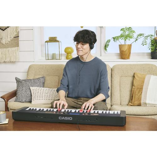 カシオ計算機 LK-540BK 光ナビゲーションキーボード 200曲内蔵 61鍵
