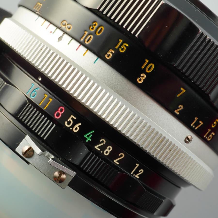 ニコン　Nikkor-S・C Auto 55mm/F1.2 非Ai ニコン（Nikon） 非Ai Nikkor-S Auto 55mm F/1.2 単焦点レンズ : 山田