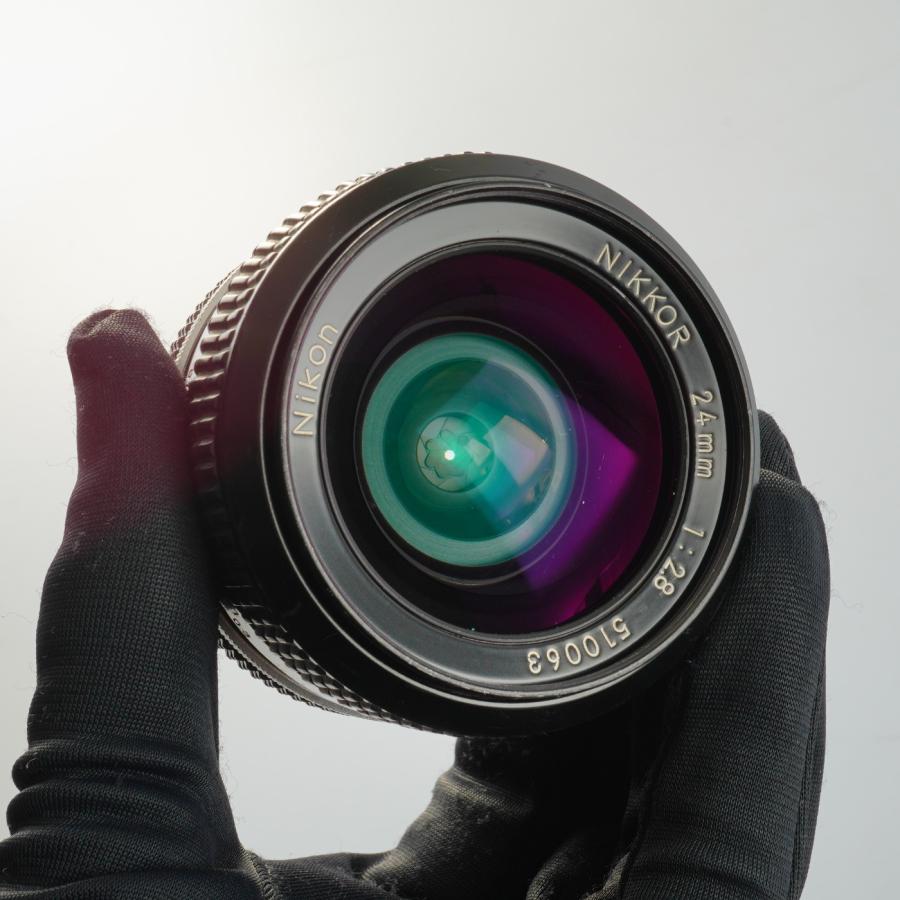 【美品】Nikon NIKKOR 24mm f/2.8 単焦点レンズ ニコン（Nikon） Ai NIKKOR 24mm F/2.8 単焦点レンズ : 山田写真機店