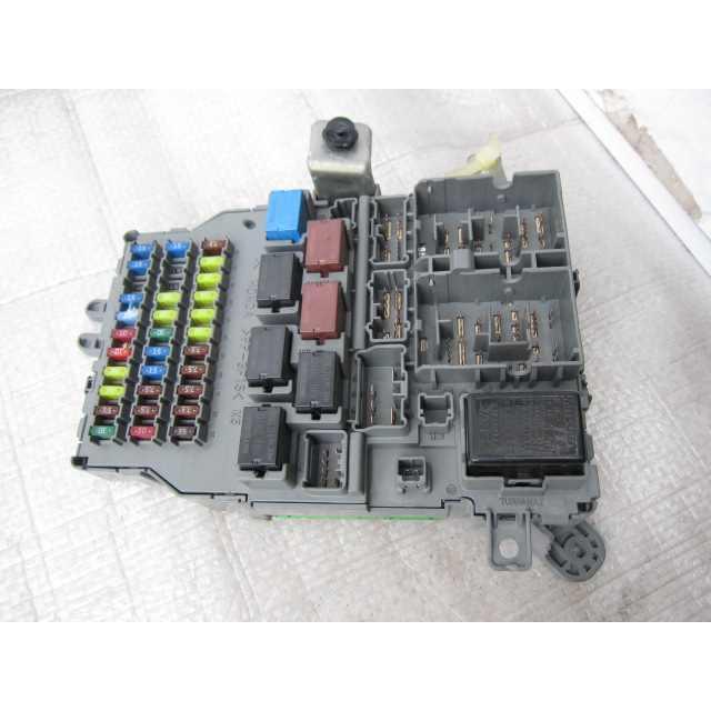 29753☆オデッセイアブソルートRB1☆ヒューズボックス38200-SFE-J01