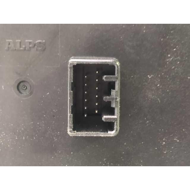 32992☆アコードハイブリッド CR6☆ナビ操作スイッチ : 有限会社 山田