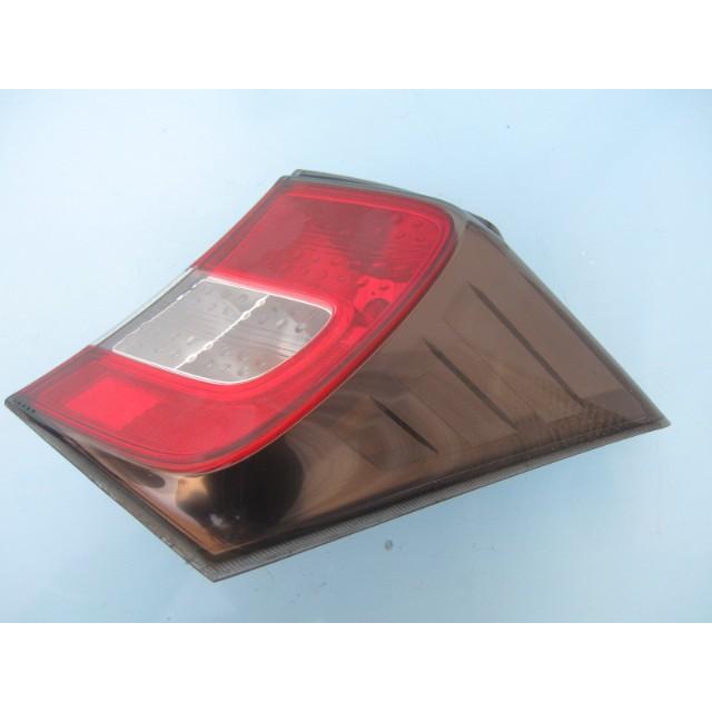 フリードスパイク純正テール GB3 ホンダ フリードスパイク ハイブリッドGP3 純正 テールランプ