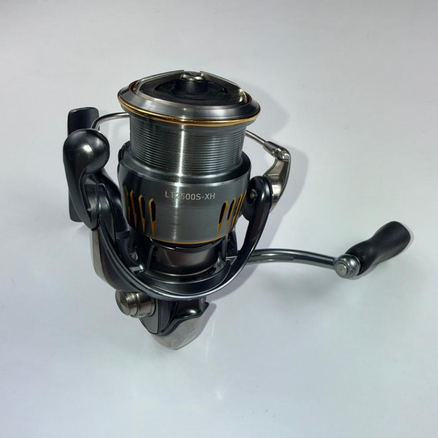 Daiwa AIRITY LT2500S-XH (新品購入未使用) DAIWA（ダイワ） 23エアリティ LT2500S-XH スピニングリール エギング