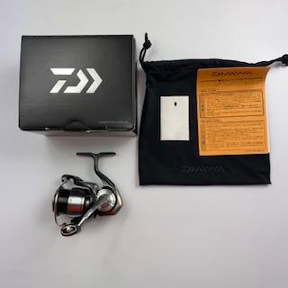 ダイワ 24セルテートFC LT2500S-XH リール 中古 シーバス 青物