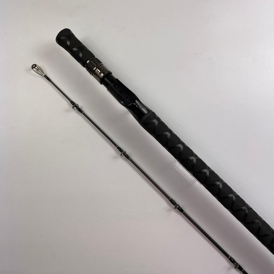 ヒュージカスタム デプス H3S-81RF ロッド 中古 バス ビッグベイト