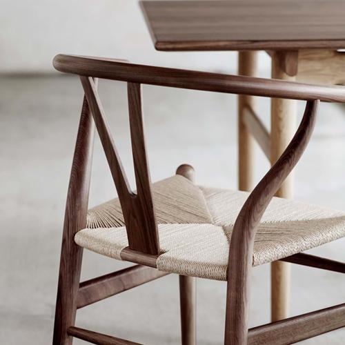 Carl Hansen ＆ Son（カール・ハンセン＆サン） Yチェア CH24