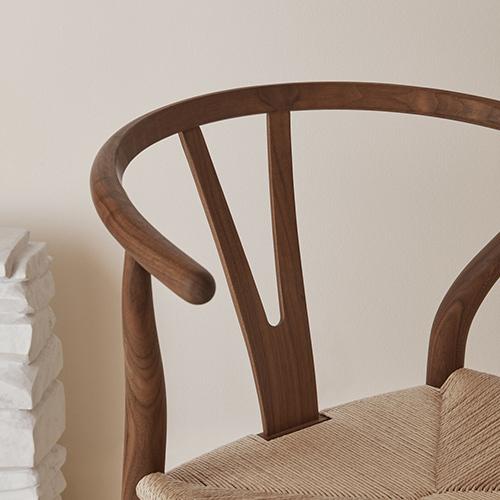 Carl Hansen ＆ Son（カール・ハンセン＆サン） Yチェア CH24