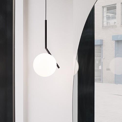 Flos 照明 楽天市場】【正規販売店】【送料無料】FLOS（フロス） 照明