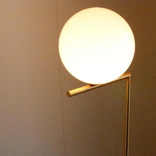FLOS IC LIGHTS F1 ゴールド FLOS(フロス)フロア照明 FLOS IC LIGHTS F1 ゴールド FLOS(フロス)フロア照明