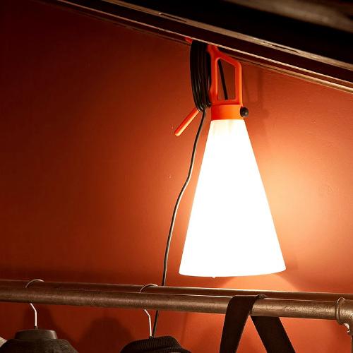 FLOS（フロス） （予約注文/6月中旬頃入荷）テーブル照明 MAYDAY