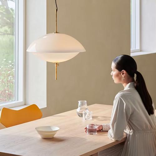 Fritz Hansen Hansen(フリッツ・ハンセン)ペンダント照明 CLAM Fritz Hansen Hansen(フリッツ・ハンセン)ペンダント照明 CLAM