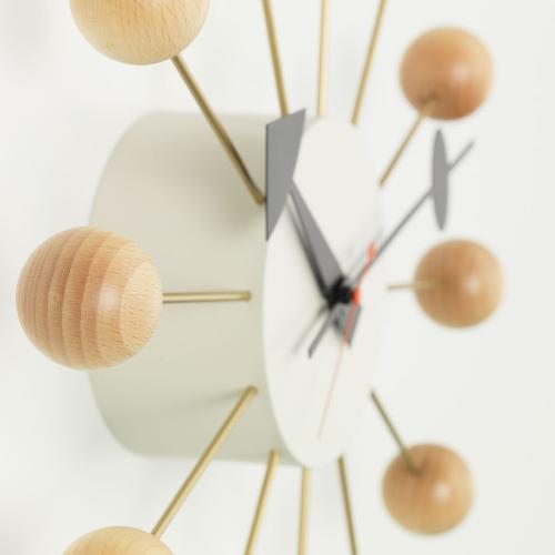 Vitra(ヴィトラ)掛時計 Ball Clock(ボール クロック)ブラック/ブラス｜yamagiwa｜02