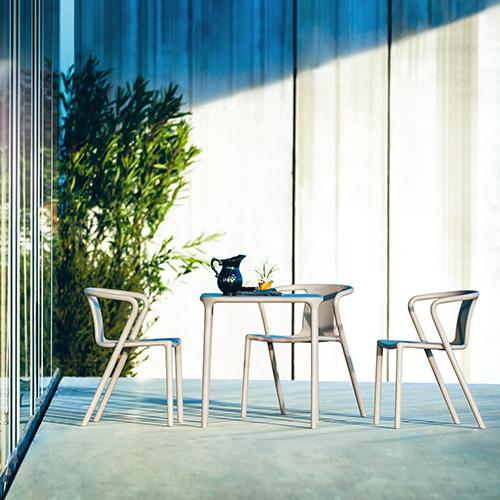 MAGIS マジス Air Arm Chair エアアームチェア ホワイト AIR-ARMCHAIR（エアアームチェア） | Interior Design VENUS