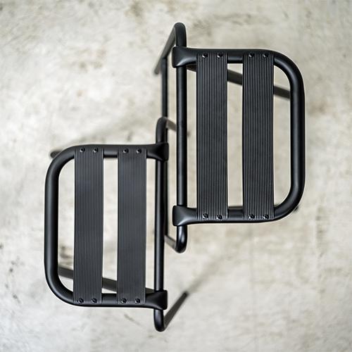 DUENDE（デュエンデ） スツール BENT STOOL ブラック H530mm