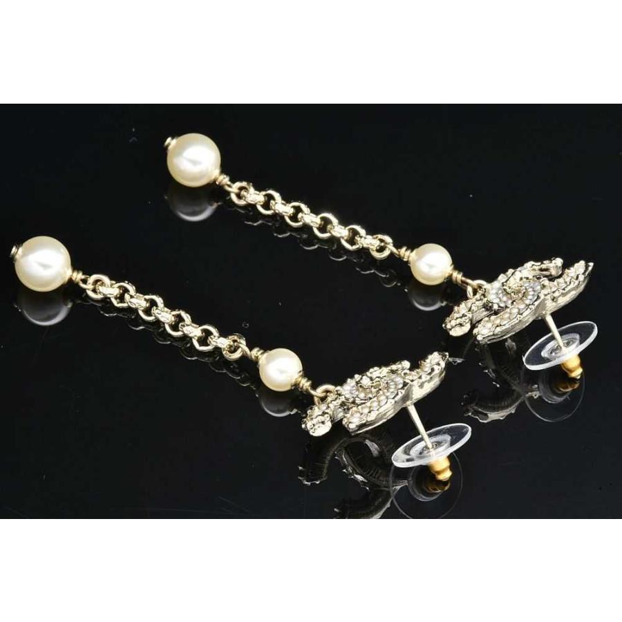 シャネル パールチェーンピアス