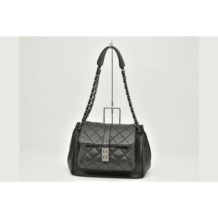 CHANEL　ショルダーバッグ　キャビアスキン　2.55　ウエストバッグ キャビアスキン 新古品 シャネル CHANEL マトラッセ 2.55