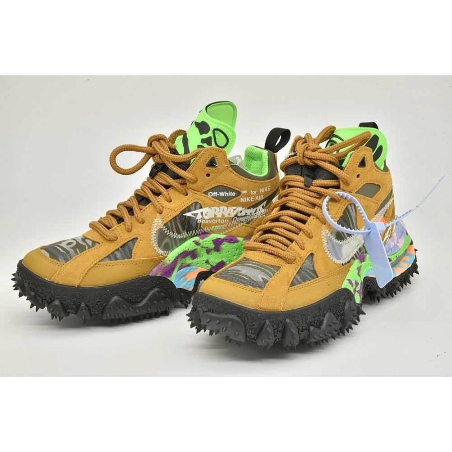 NIKE オフホワイトxナイキ エアテラフォーマ ウィート アンド グリーン  