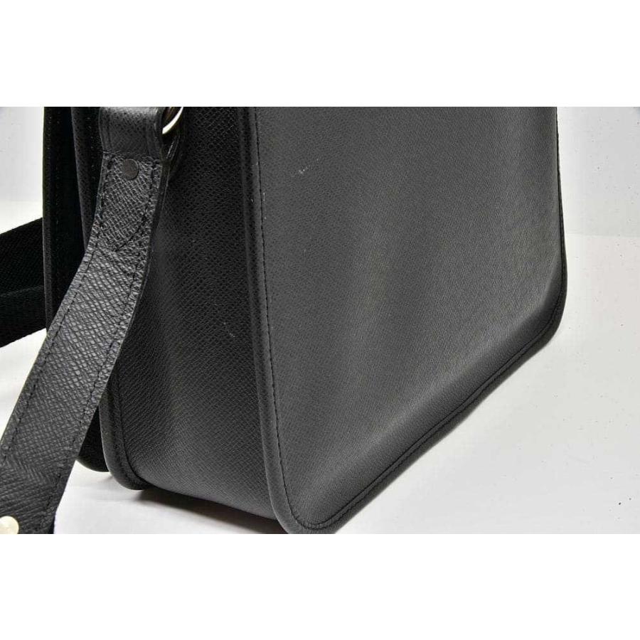 LOUIS VUITTON（ルイ・ヴィトン） ヴィトン タイガ アンドレイ