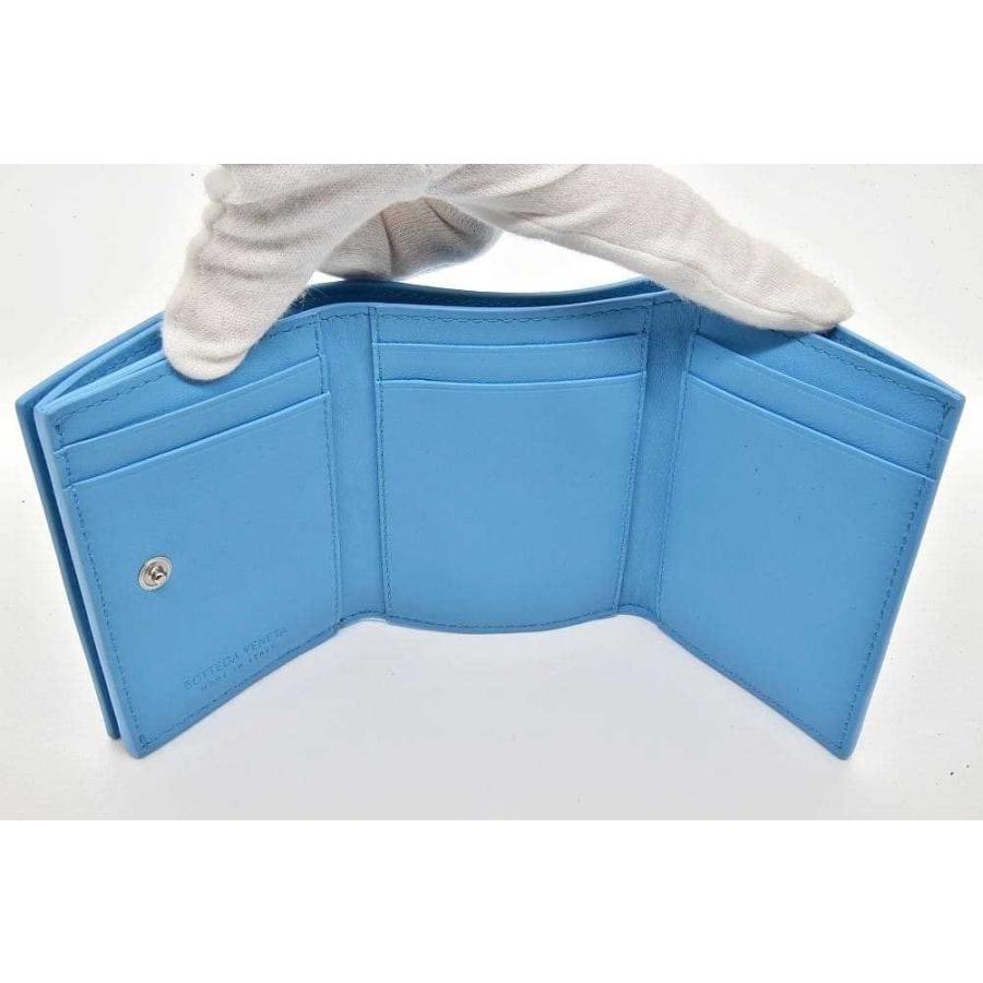 BOTTEGA VENETA（ボッテガ・ヴェネタ） イントレチャート 三つ折り財布