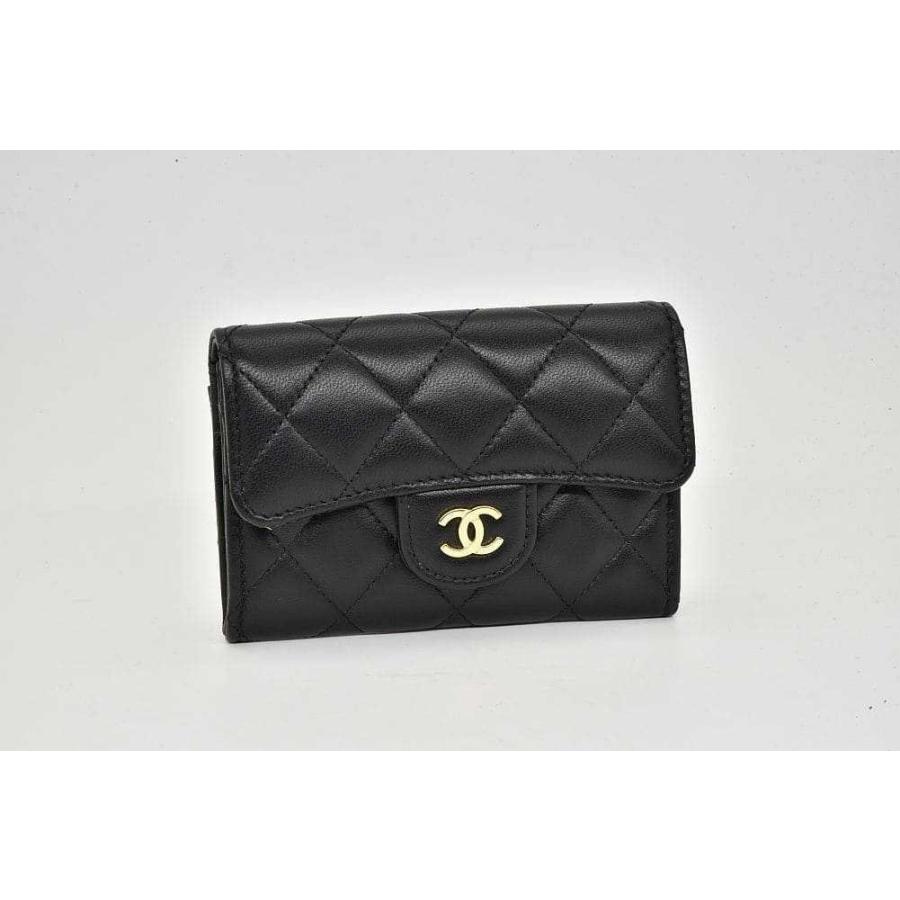 CHANEL ケース ラムスキン ブラック マトラッセ シャネル クラシック フラップ カードケース ラムスキン